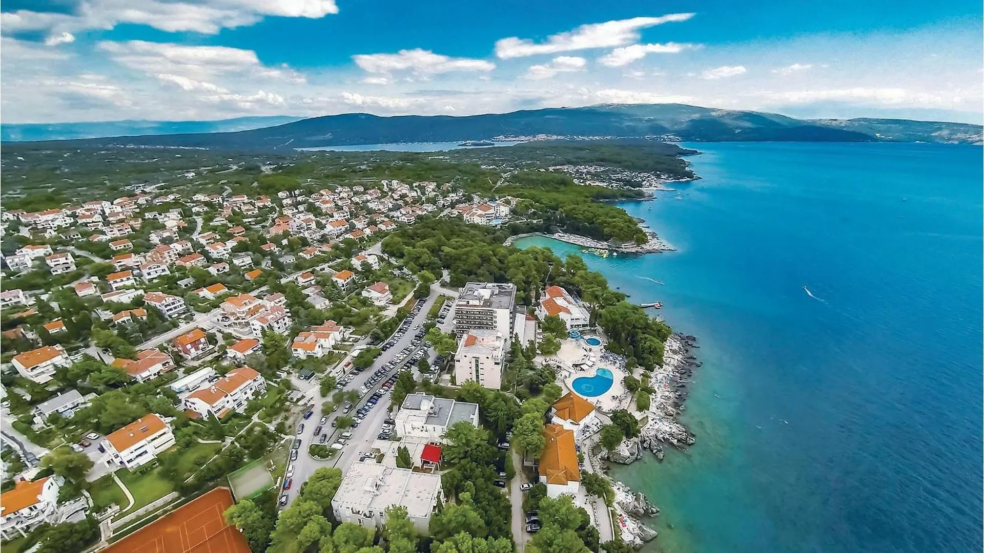 Nice Apartment In Pinezici With Kitchen Pinezići